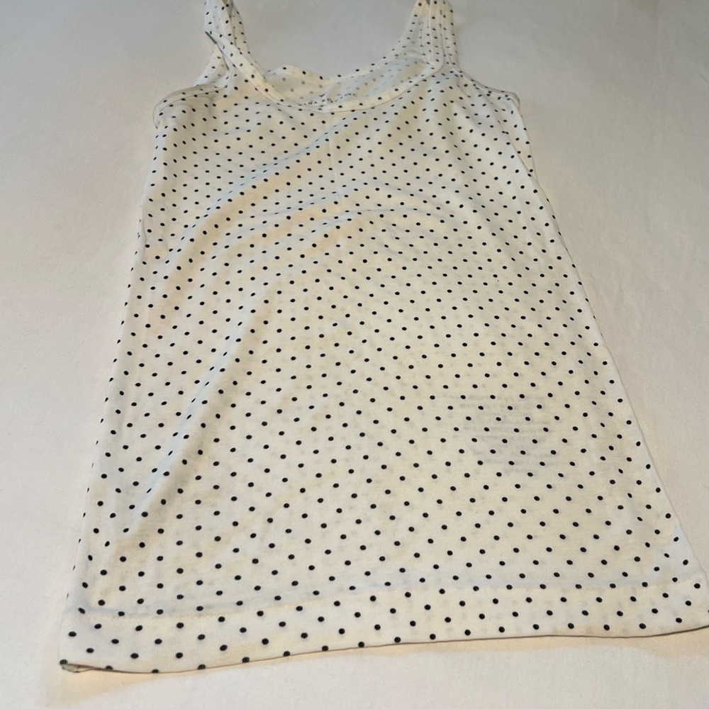 Banana republic size small 94% cotton tank top white with black polkadots